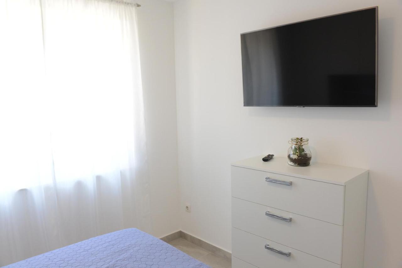 Apartman Milena Solin Eksteriør bilde